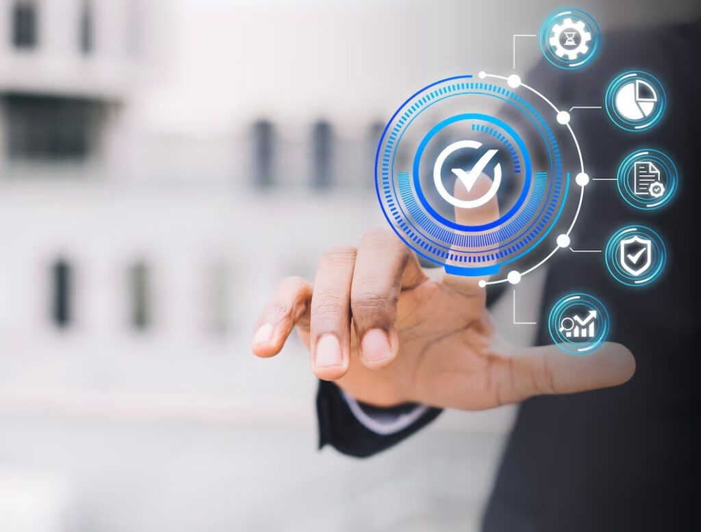 ElintOm Omnichannel Services 2 ElintOm Omnichannel Services